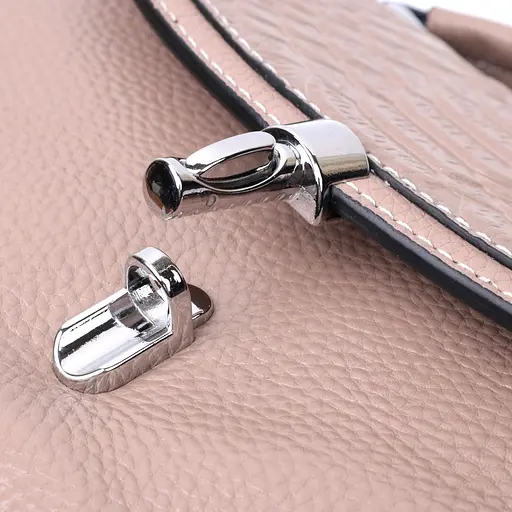 Женская кожаная сумка Vintage с металлической защелкой 19х15х9 см sum0029041 - фото 6