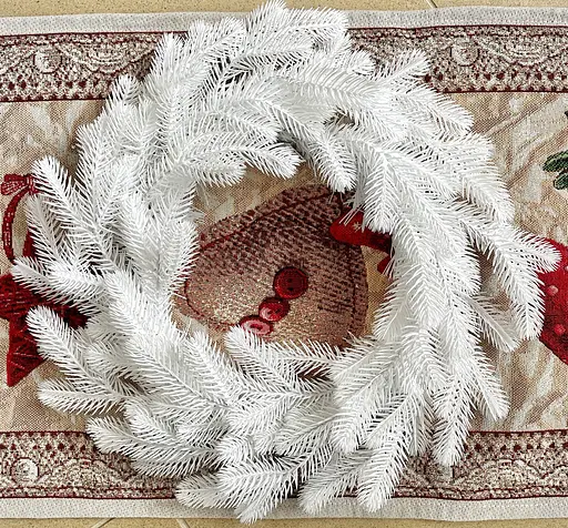 Вінок новорічний різдвяний Hvoya Traditional з литої хвої білий 40 см - фото 3