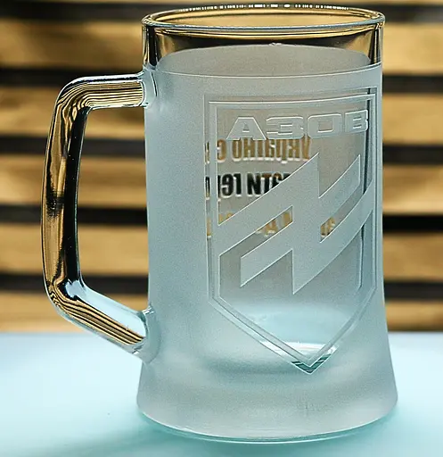 Подарунковий келих для пива з гравіюванням 660 мл лого шеврона 12-та бригада спеціального призначення «Азов» - фото 2