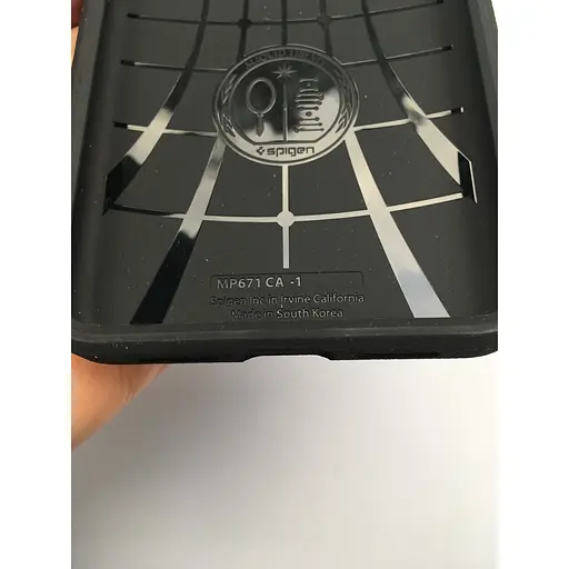 Оригинальный противоударный чехол Spigen Core Armor для Pixel 8 Pro (6.7") Matte Black ACS06332 - фото 10