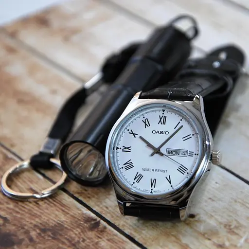 Чоловічі кварцові годинники наручні з шкіряним ремінцем оригінал Casio MTP-V006L-7BUDF (модуль №1333) - фото 6