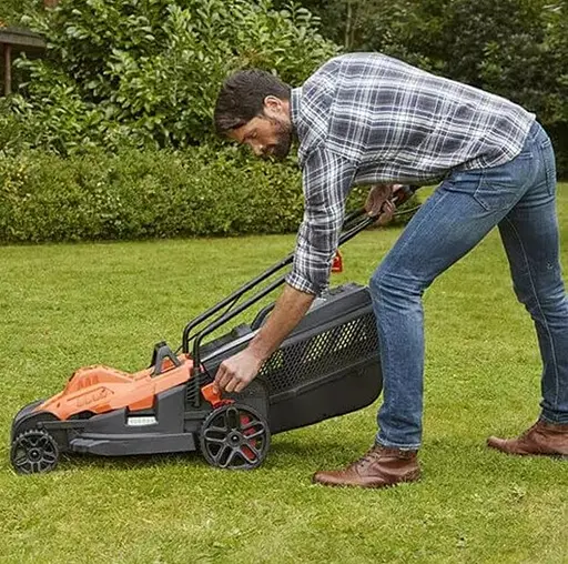 Газонокосарка електрична Black+Decker BEMW481BH - фото 4