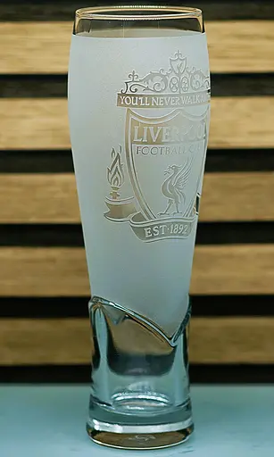 Крафтовий келих 440 мл Ліверпуль з гравіюванням  Скляний келих для фаната ФК Liverpool  Подарунок вболівальнику мат - фото 2