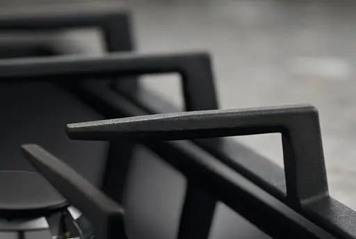 Варочная поверхность газовая на стекле Electrolux 75 см чугун черный - фото 3