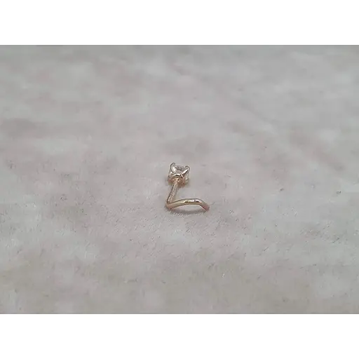 Золотая серьга-пирсинг Favoritum в нос с фианитом. 311132 - фото 3