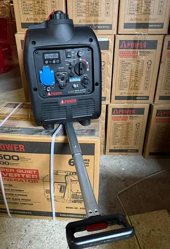 Инверторный бензиновый генератор iPower A3500DI (3.0/3.5 кВт) с дисплеем, колесами и ручкой - фото 5