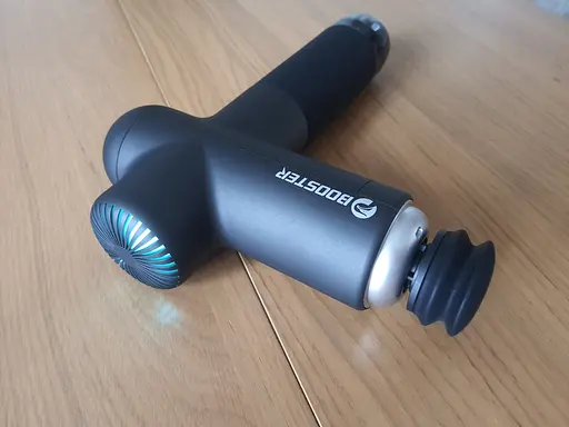 Перкусійний масажний пістолет Booster Lightsaber тригерних точок Massage Gun - фото 6