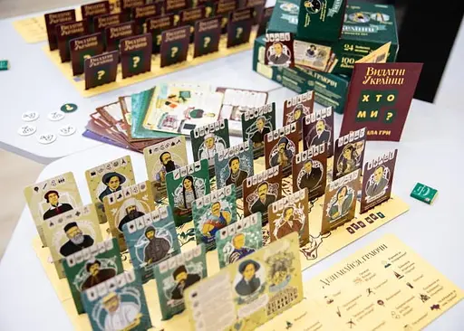 Настольная игра Хто ми? Выдающиеся украинцы (укр.) (ВР_ВУ) - фото 4