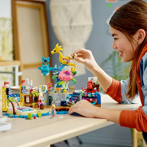 Конструктор LEGO Friends Пляжный парк развлечений, 1348 деталей (41737) - фото 3