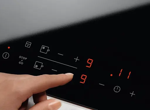 Варочная поверхность электрическая стеклокерамическая Electrolux 60 см черный - фото 5