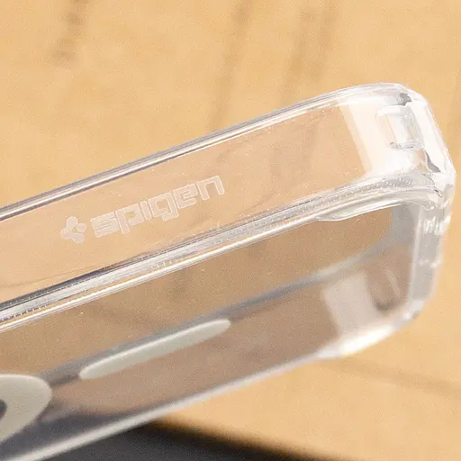 Чехол SGP Ultra Hybrid MagFit для Apple iPhone 15 Pro 6.1 Прозрачный - фото 8