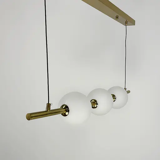 Удлиненная латунная люстра с 3-мя акриловыми шариками | Ст. 910A/3 AB | Line F - фото 3