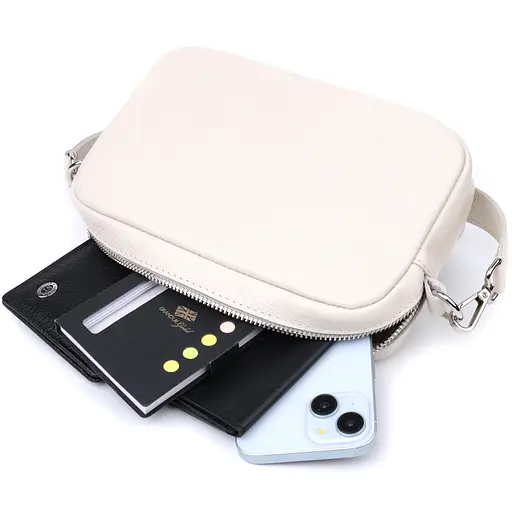 Класична жіноча сумка крос-боді Shvigel з натуральної шкіри 21х13.5х5 см sum0027036 - фото 9