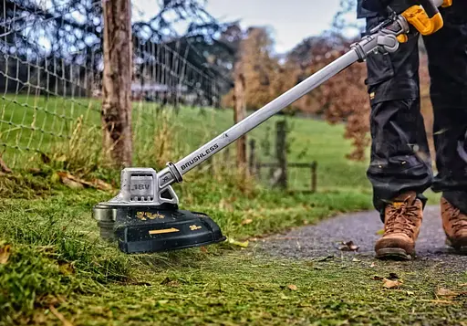 Акумуляторний триммер DeWalt з АКБ та ЗП DCMST561P1 - фото 5