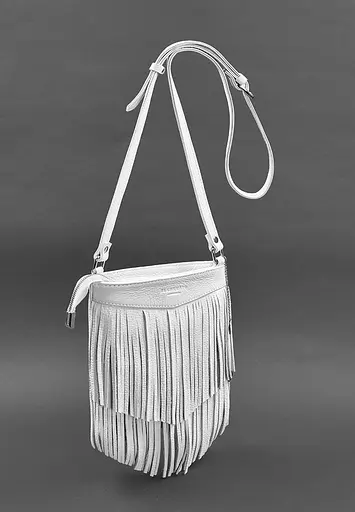 Шкіряна жіноча сумка з бахромою міні-кроссбоді Fleco біла - фото 3