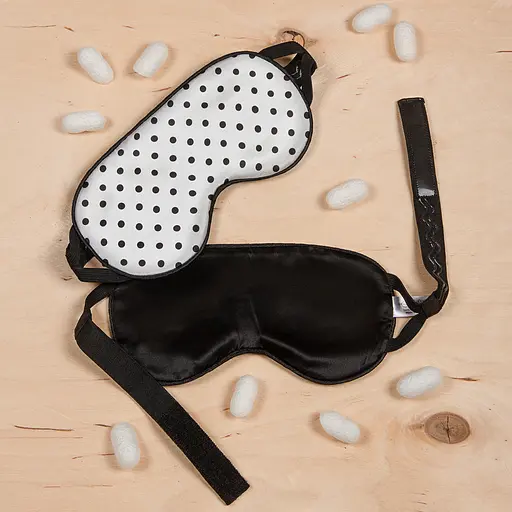 Маска для сну шовкова Чумацький Шлях з нековзкою резинкою в Подарунковій упаковці Білий/Чорний горошок (1138-02) - фото 4