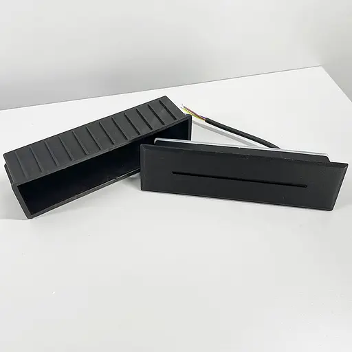 Світильник для сходів у чорному корпусі із світловою лінією 202х57 мм | Line F | Арт. 10018 - фото 3