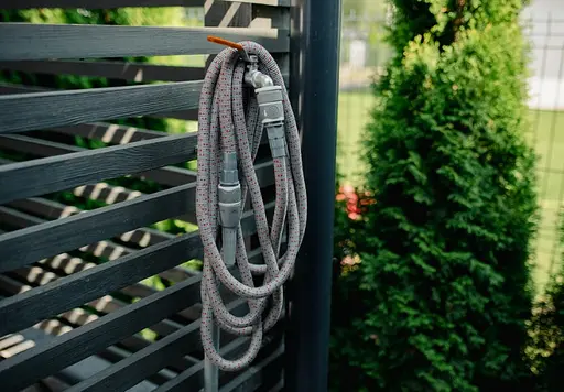 Растягивающийся шланг (комплект) Bradas SECRET DOTS 12 м WHITE LINE (WSCH12GYRD) - фото 3