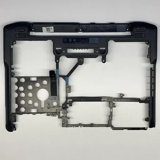 Нижня частина корпусу для ноутбука Dell Latitude E6230 (0V0RJV) Б/в - фото 2