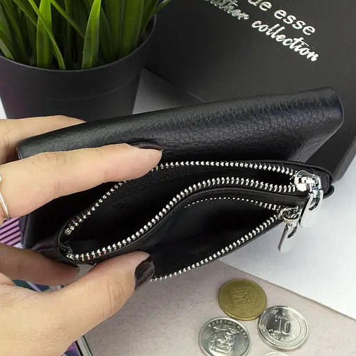 Гаманець жіночий шкіряний чорний De Esse LC14288-GD01 маленький на магніті - фото 8