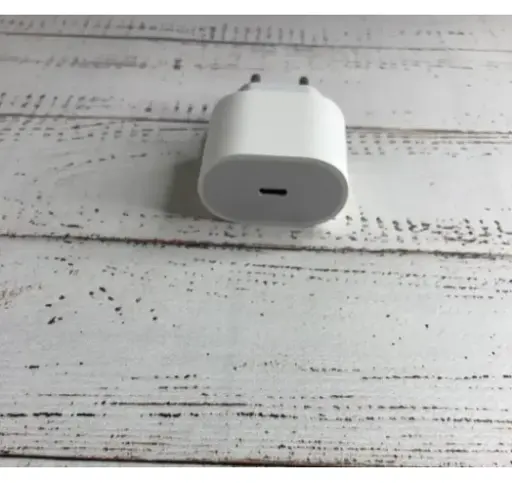 Подарочный набор гаджетов DT1000 6 в 1 Смарт-часы Smart Watch Ultra, наушники, павербанк Все White, часы Silver Black (18573) - фото 5