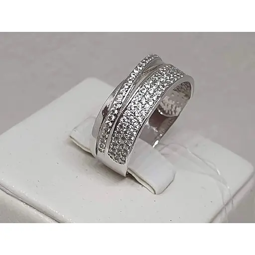 Серебряное кольцо Qvaliz с фианитами. Артикул 90100568 18,5 - фото 2