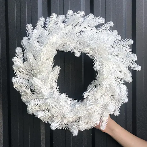 Вінок хвойний різдвяний Hvoya Traditional литий білий 40 см - фото 3