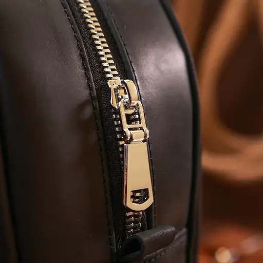 Кожаный женский рюкзак SHVIGEL 21х28х9 см sum0020117 - фото 9