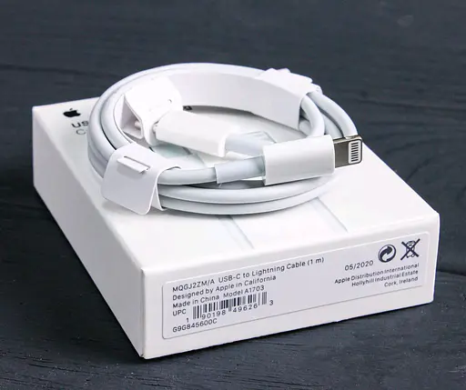 Зарядный набор блок 18W + кабель Type-C - Lightning MU7V2 - фото 3