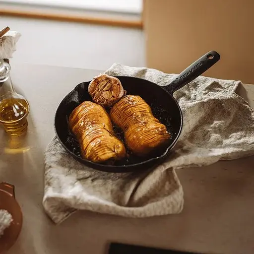 Сковорода чавунна Fiskars Folken 24 см (1075700) - фото 6