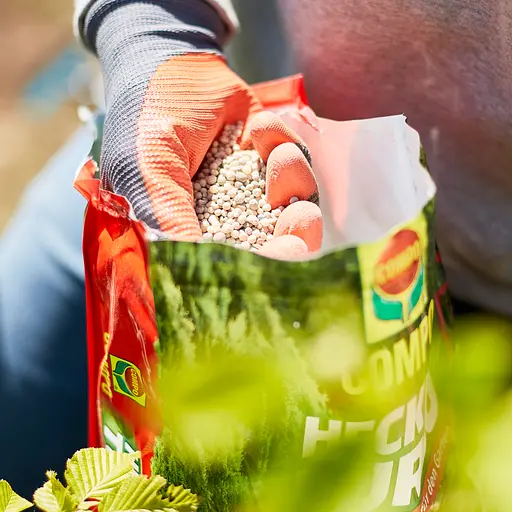 Твердое удобрение COMPO TURBO® мгновенного эффекта для быстрого роста 4 кг - фото 13