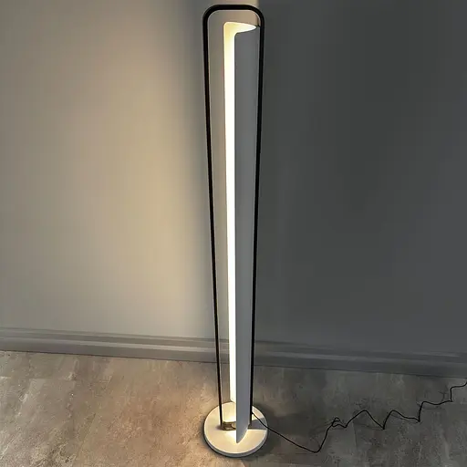 Торшер Skarlat RLL8116 27W WH+BK 4000K - фото 7