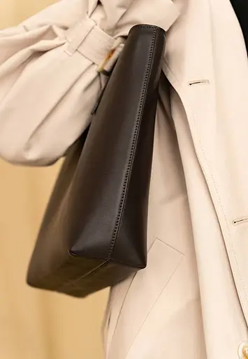 Шкіряний шоппер Walker Mini коричневий краст - фото 4