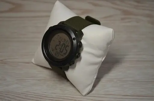 Чоловічий спортивний годинник Skmei 1426 Зелені з білим циферблатом - фото 4