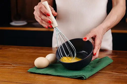 Венчик кухонный из нержавеющей стали с деревянной ручкой 26 см, Master Class 83797 - фото 9