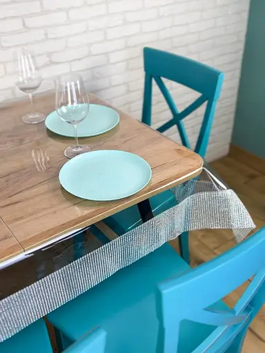 Скатертина силіконова зі срібною стразовою стрічкою 220х120 см - фото 3