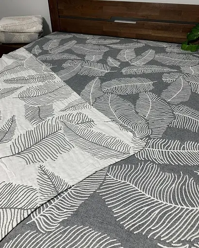 Покривало муслінове двостороннє 210x250 см плед на двоспальне ліжко інтер'єрне легке з великим ботанічним принтом Сірий - фото 1