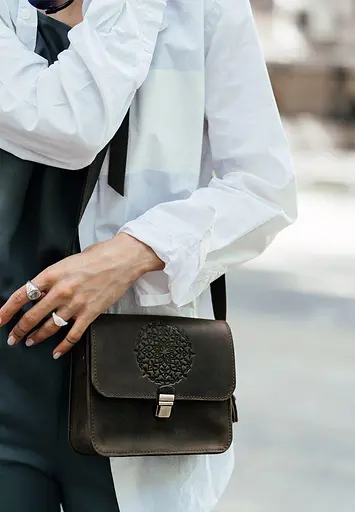 Кожаная женская бохо-сумка Лила темно-коричневая - фото 2