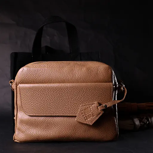 Кожаная женская сумка Grande Pelle 23х17х7 см sum0023596 - фото 10