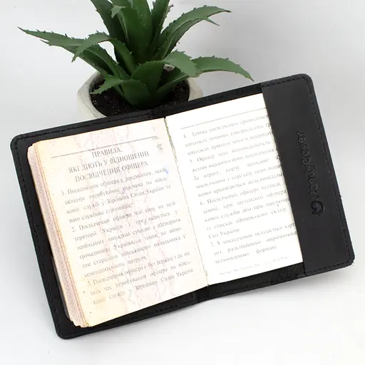 Обложка на удостоверение офицера черная кожаная - фото 3