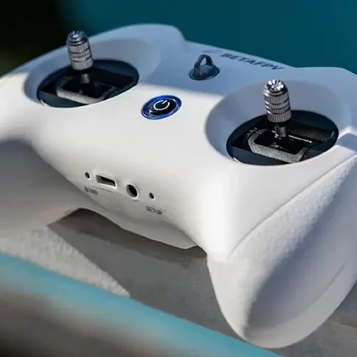 Квадрокоптер BETAFPV Cetus X FPV Kit с FPV-очками, 4 аккумуляторами, пультом и кейсом, до 80 м, до 5 мин - фото 10