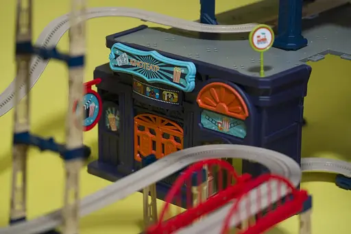 Ігровий набір Otamanko Хоробрий Паровозик трюкова залізна дорога 222 деталі - фото 6