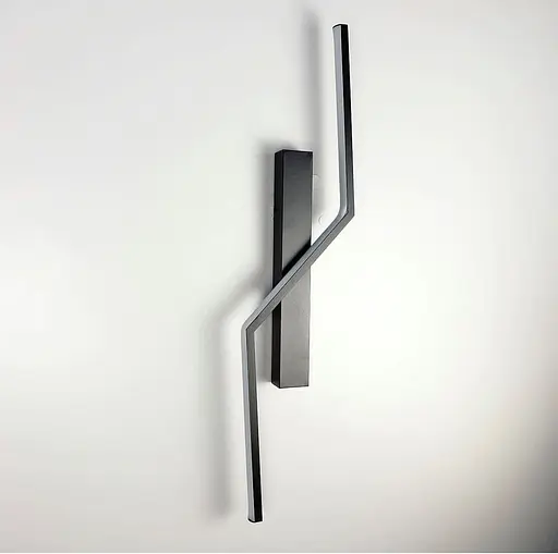 Правый настенный светильник в черном корпусе 60 см Line F Арт. YG319/600R (ПРАВА) - фото 3