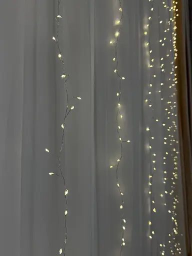 Світлодіодна гірлянда водоспад-штора Роса мішура дощ 3x3 м 900 LED тепле біле світло білий провід з пультом 8 режимів - фото 5