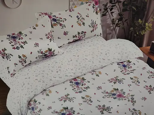 Постільна білизна сатин Laura-Grand 21 євро комплект квітковий принт - фото 1