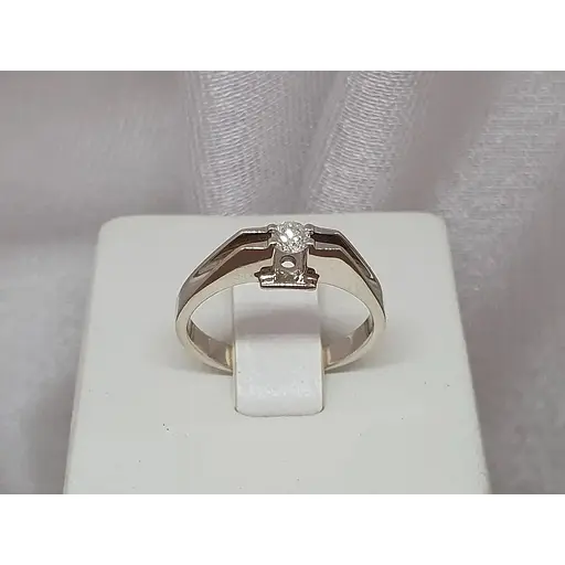 Золотое кольцо с бриллиантом. 101107Б 16,5 - фото 2