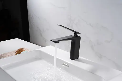 Смеситель для умывальника черный Nett ZB-33 Черный матовый - фото 3