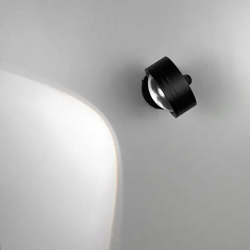 Накладний чорний поворотний світильник з лінзою 4000K Ø8х12,5 см | Line F | Арт. 8237 B QY-S - фото 1