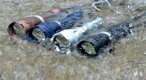 Подводный водонепроницаемый противоударный фонарь Police 8766-L2 для дайвинга - фото 5