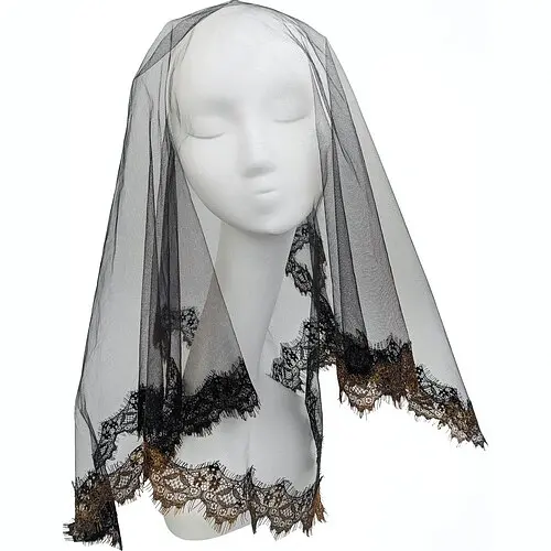 Фата Готическая с золотистым кружевом - фото 1